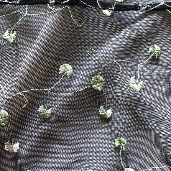 elementz ⋆ vintage embroidered skirt